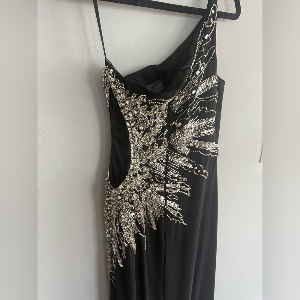 IEENA for Mac Duggal One shoulder long embellished dress size 4 - Picture 7 of 9